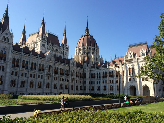 mark crowner, budapest, parliment building